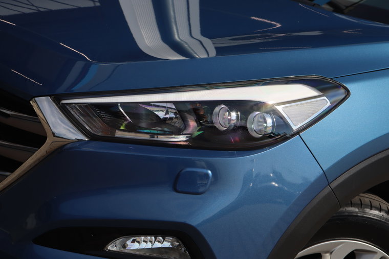 Vehicle Image 8