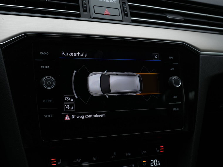 Vehicle Image 18