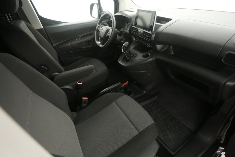Vehicle Image 22