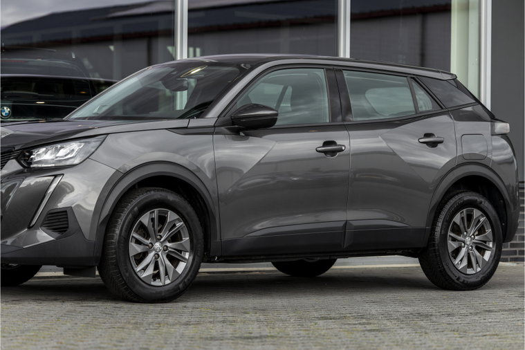 Vehicle Image 15