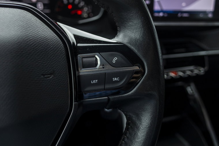 Vehicle Image 33