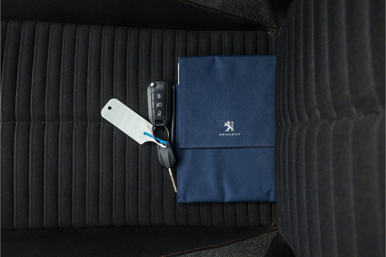 Vehicle Image 37