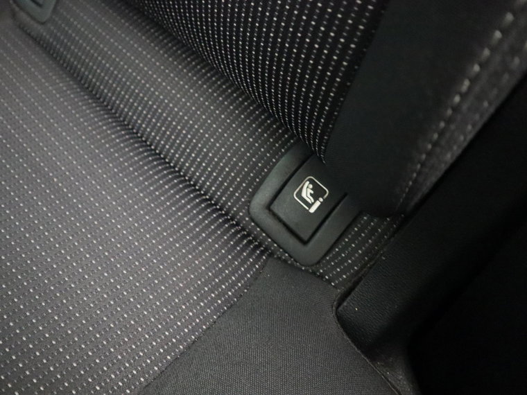 Vehicle Image 39