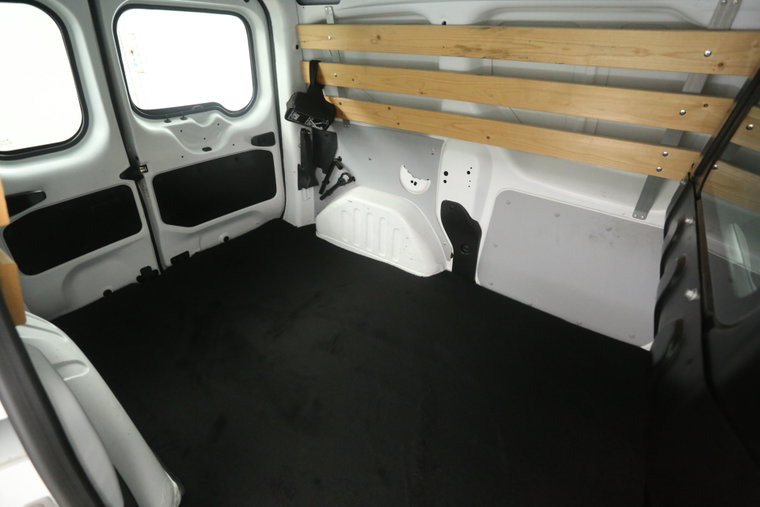 Vehicle Image 23