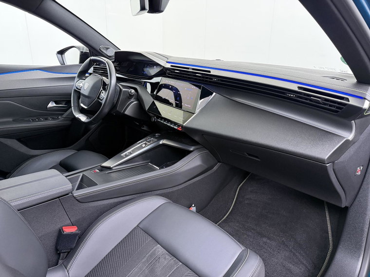 Vehicle Image 45