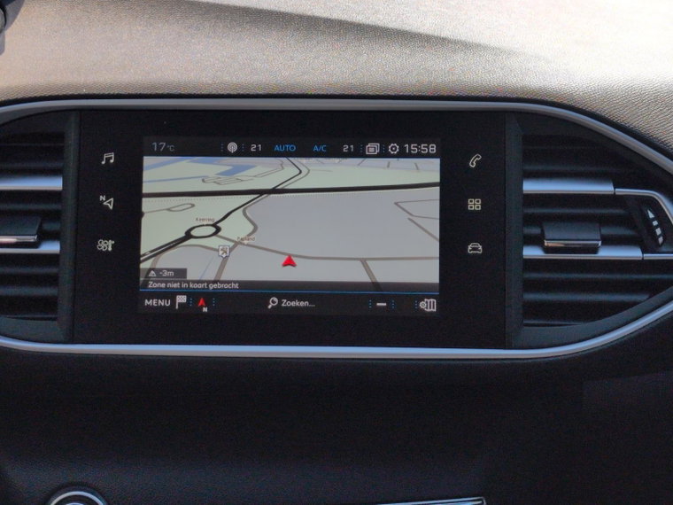 Vehicle Image 17
