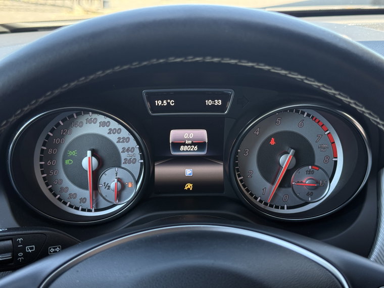 Vehicle Image 24