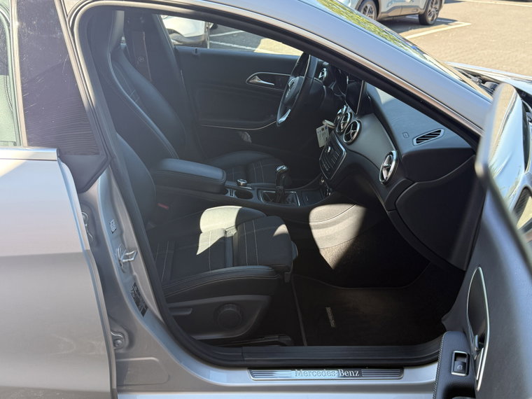 Vehicle Image 40