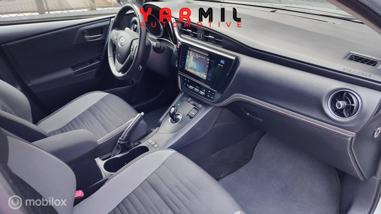 Vehicle Image 15