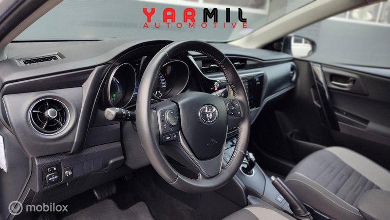 Vehicle Image 16