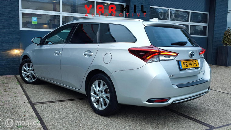 Vehicle Image 11