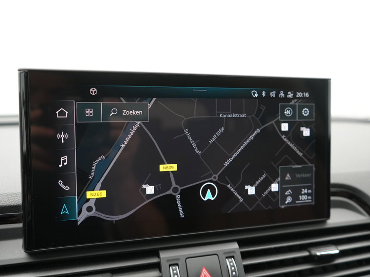 Vehicle Image 22