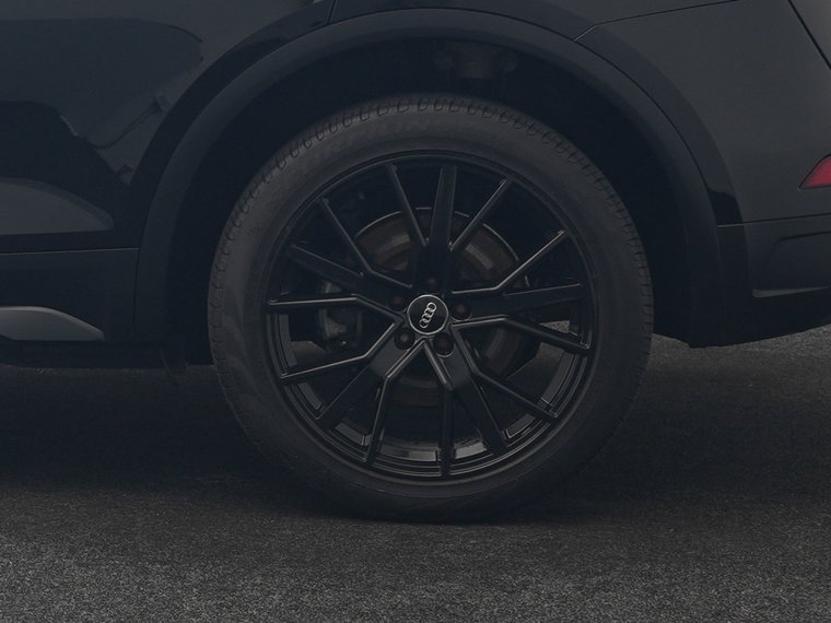 Vehicle Image 48