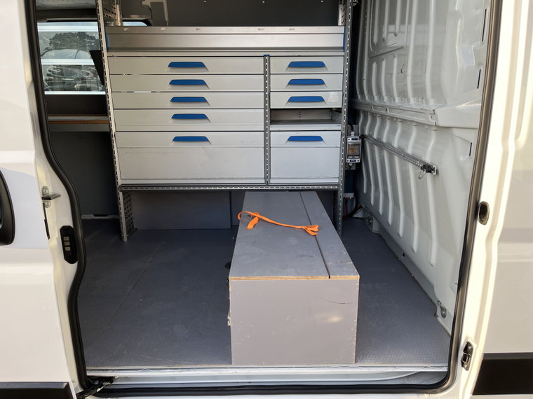 Vehicle Image 31