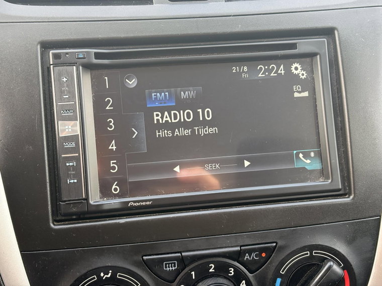 Vehicle Image 20