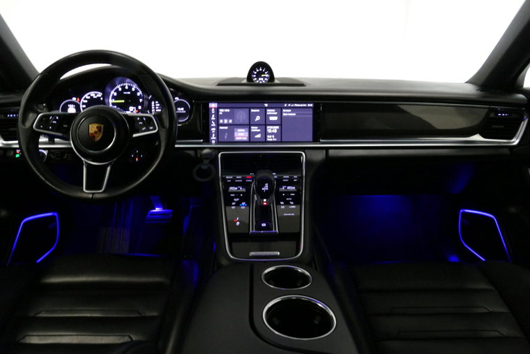 Vehicle Image 23