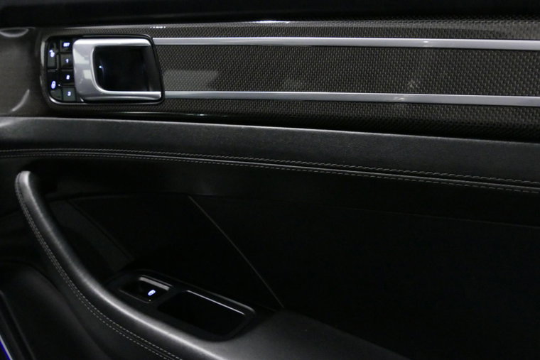 Vehicle Image 52