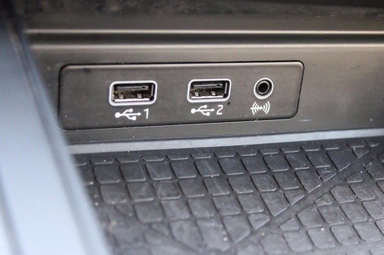 Vehicle Image 15