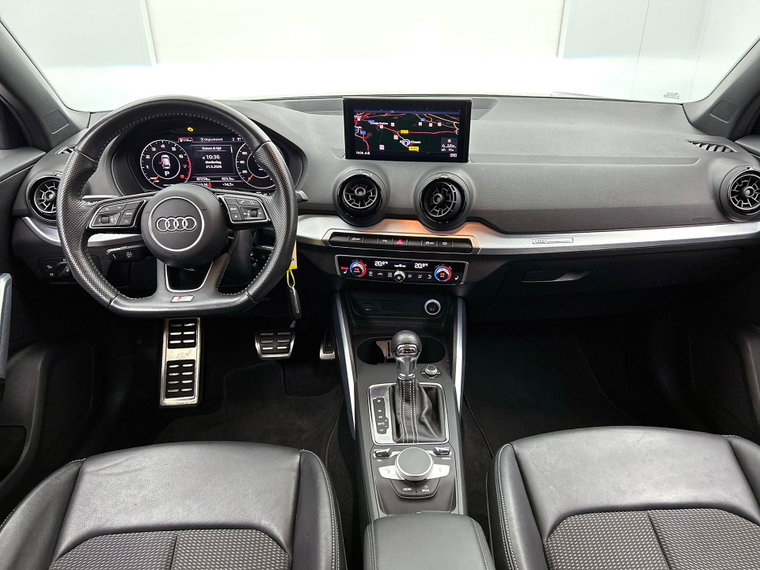 Vehicle Image 15
