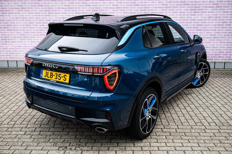 Vehicle Image 13