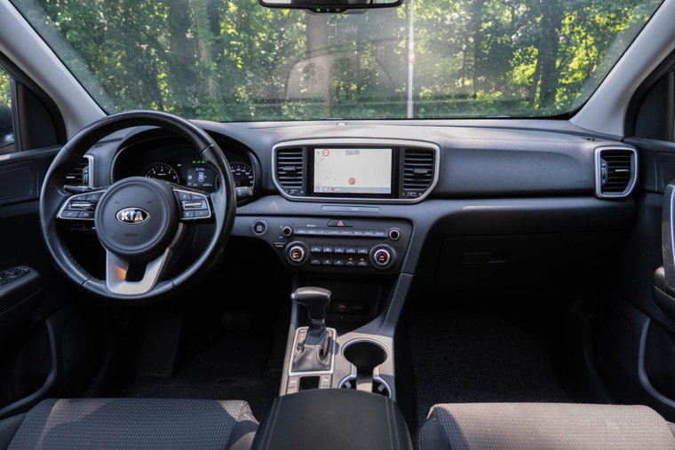 Vehicle Image 9