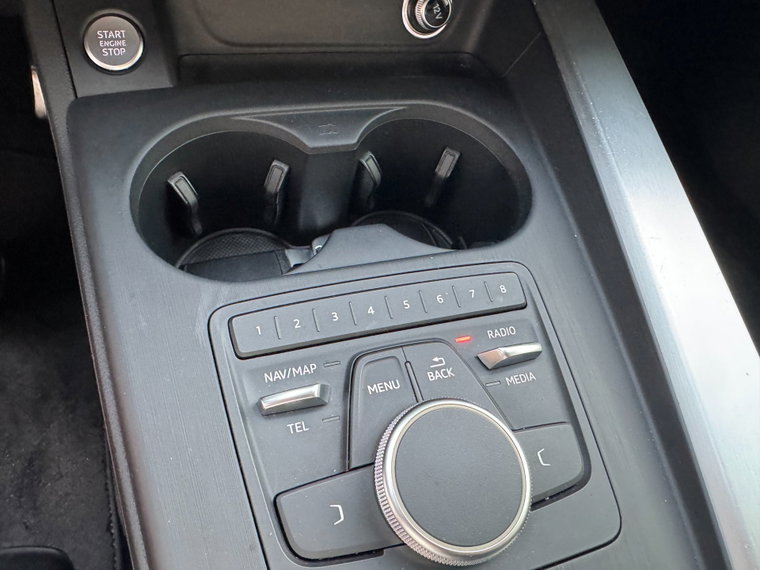 Vehicle Image 23