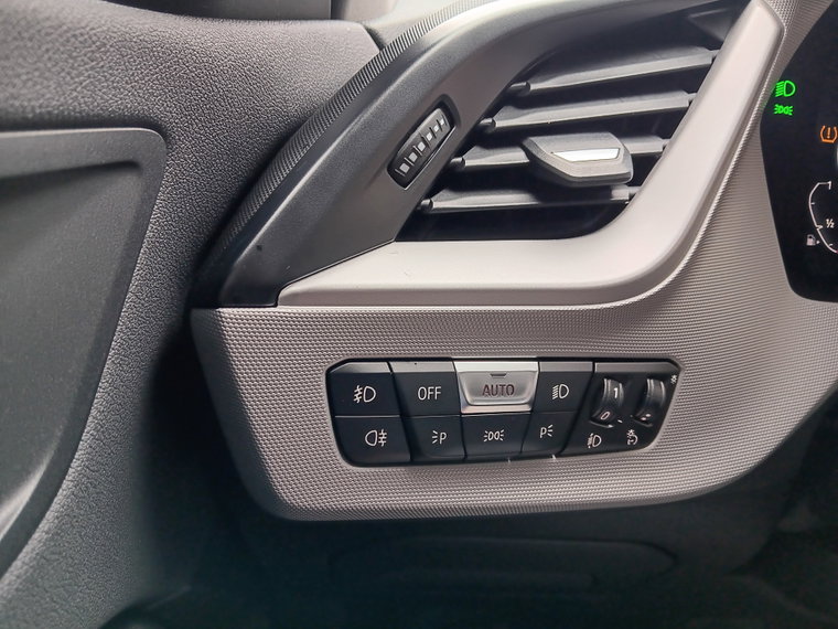 Vehicle Image 39