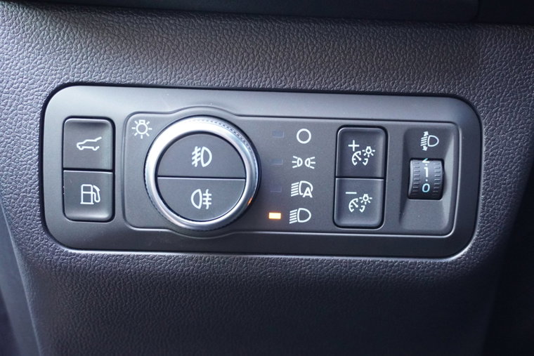 Vehicle Image 37