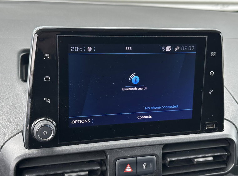 Vehicle Image 9
