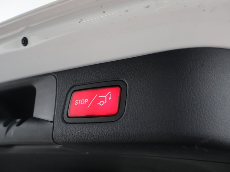 Vehicle Image 45