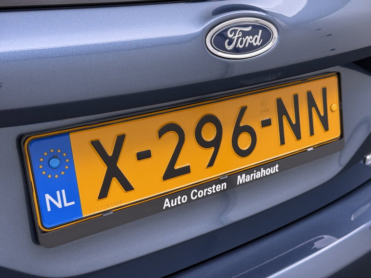 Vehicle Image 38