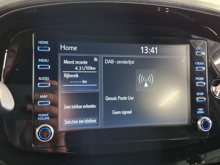Vehicle Image 19