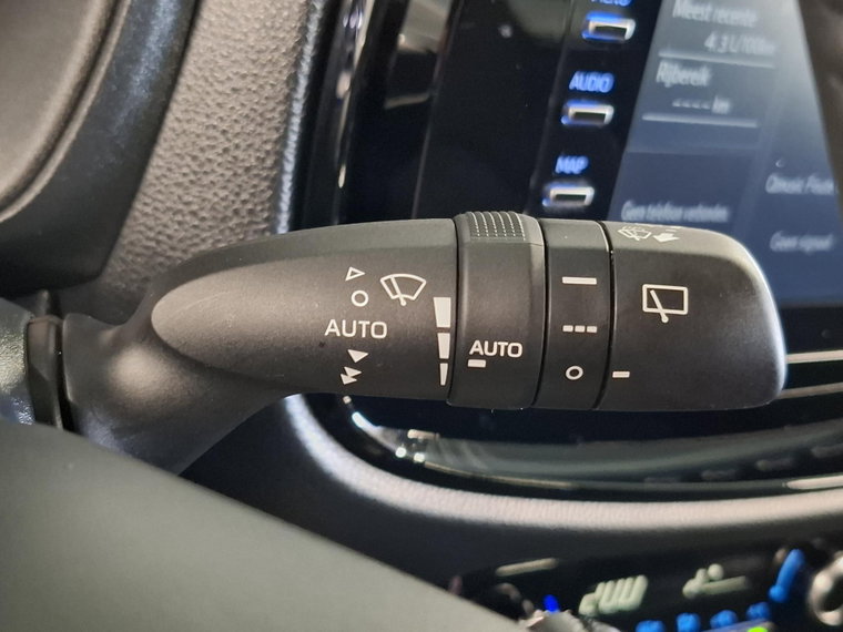 Vehicle Image 26