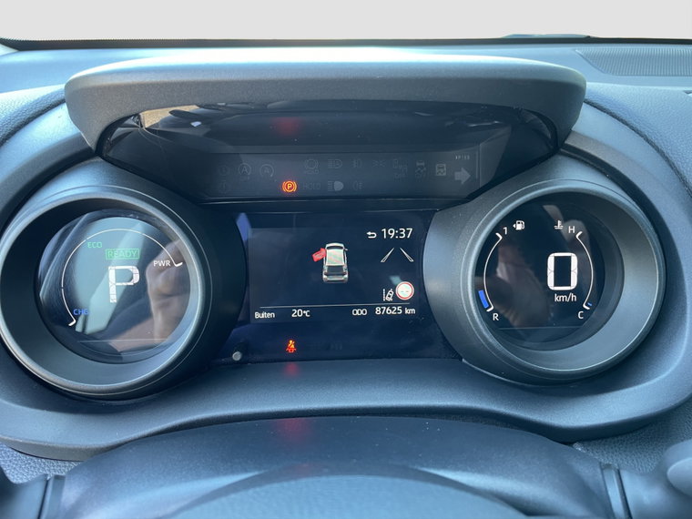 Vehicle Image 17
