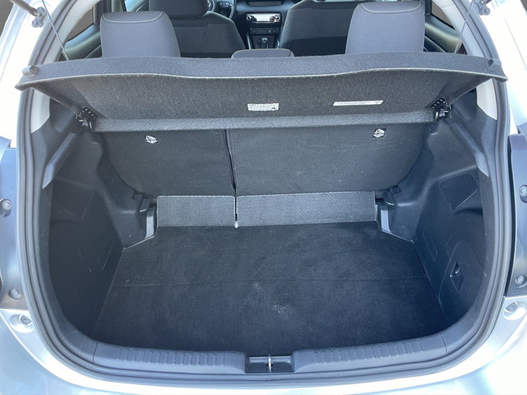 Vehicle Image 22