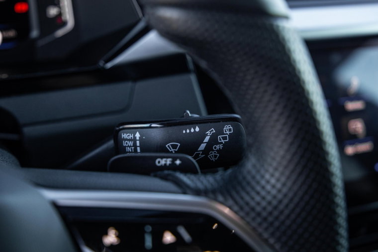 Vehicle Image 40