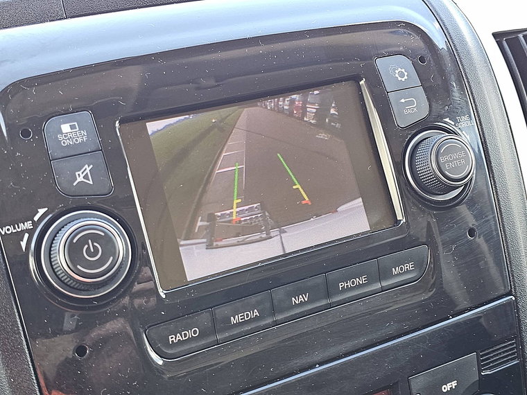 Vehicle Image 17
