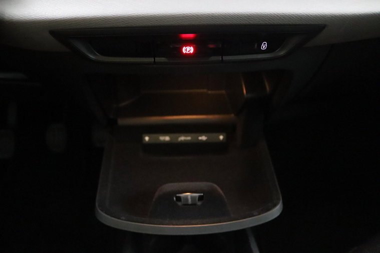 Vehicle Image 45