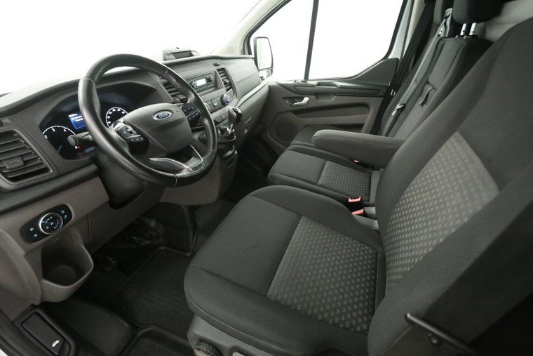 Vehicle Image 21