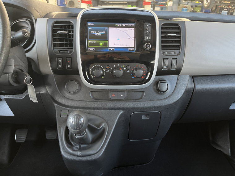 Vehicle Image 28