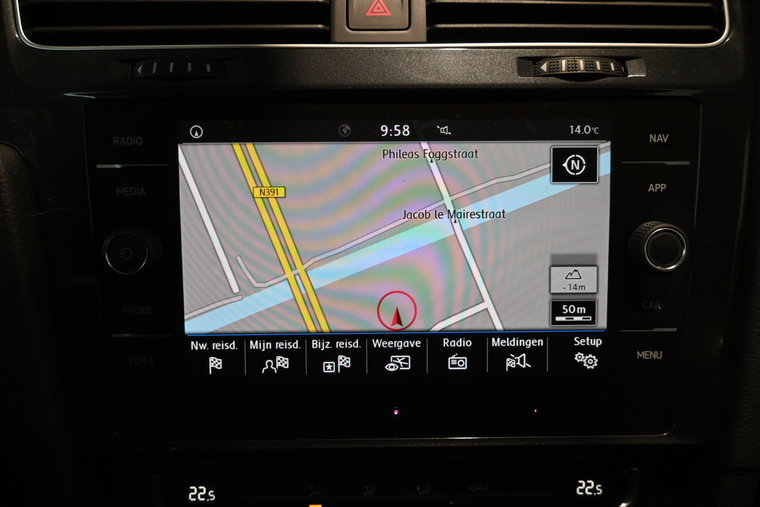 Vehicle Image 10
