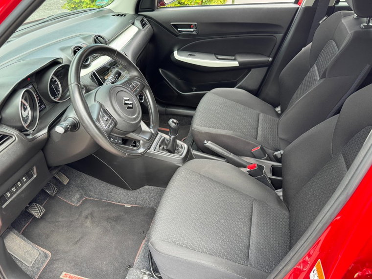 Vehicle Image 18