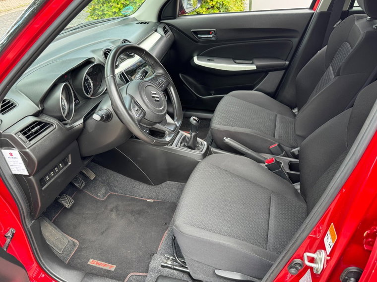 Vehicle Image 19