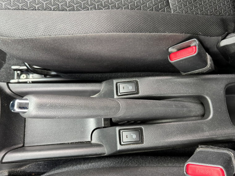 Vehicle Image 26
