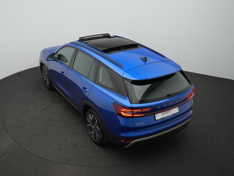 Vehicle Image 28