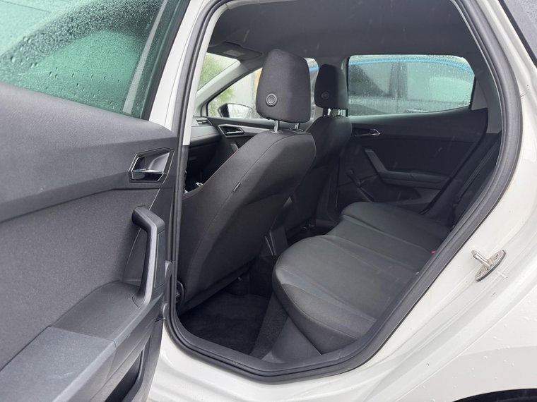 Vehicle Image 17