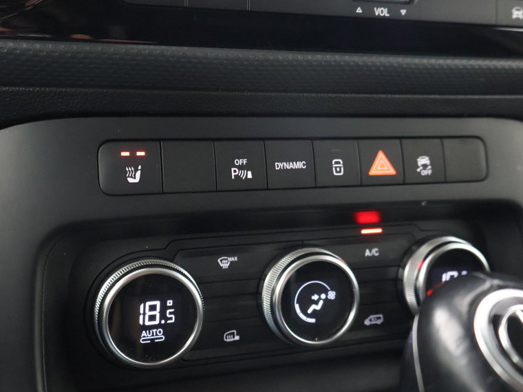 Vehicle Image 33
