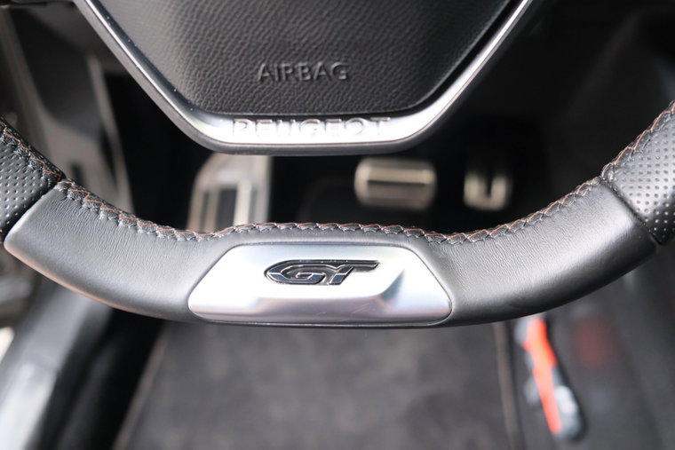 Vehicle Image 30