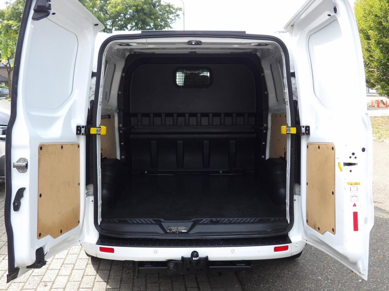 Vehicle Image 20