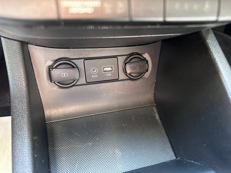 Vehicle Image 24